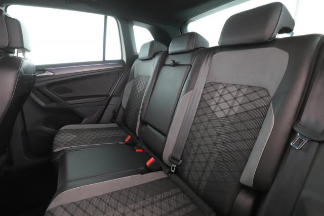 Volkswagen Tiguan image 8