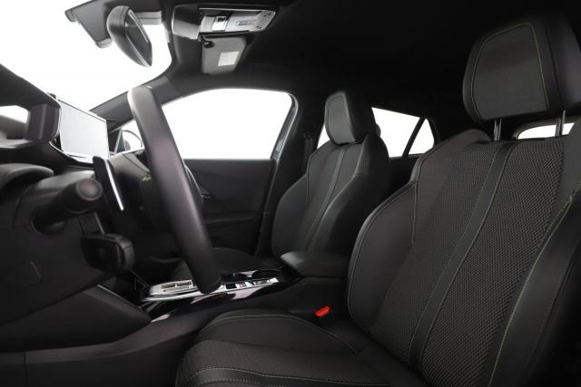 Peugeot 2008 image 5
