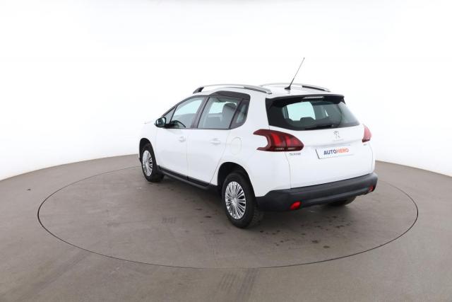 Peugeot 2008 image 8