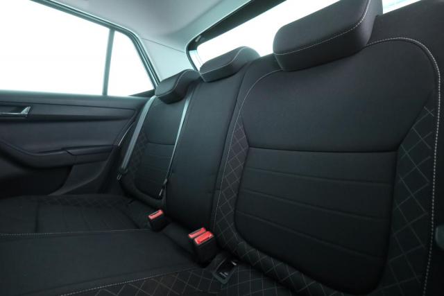Skoda Fabia image 5