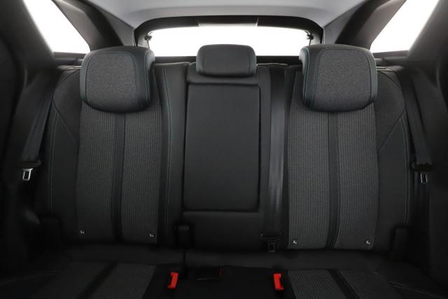 Peugeot 3008 image 2