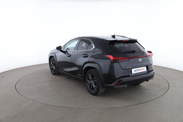 Lexus Ux image 3