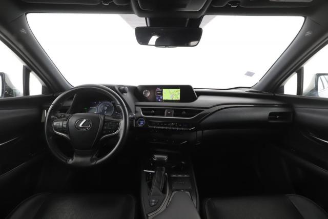 Lexus Ux image 7