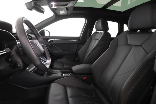 Audi Q3 image 9