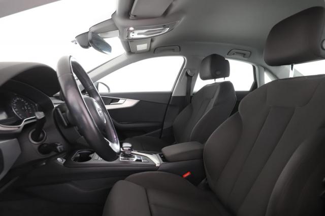 Audi A4 image 4
