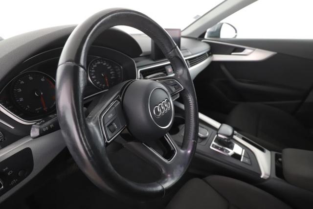 Audi A4 image 7