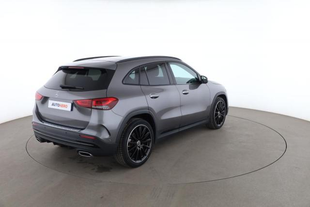 Mercedes Benz Gla image 7