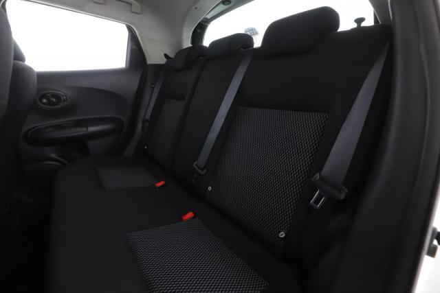Nissan Juke image 9