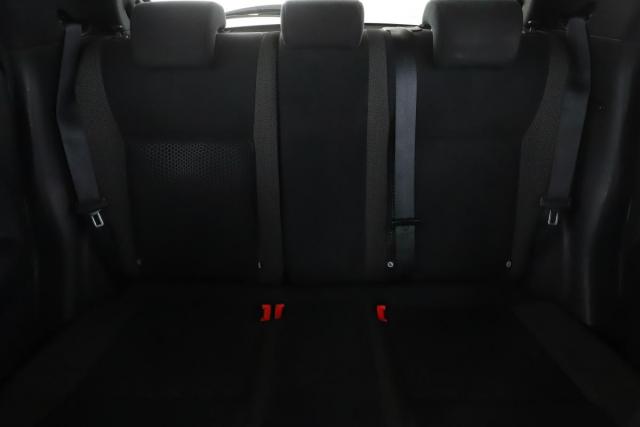 Nissan Juke image 3