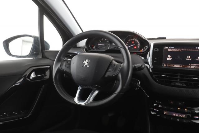 Peugeot 2008 image 5