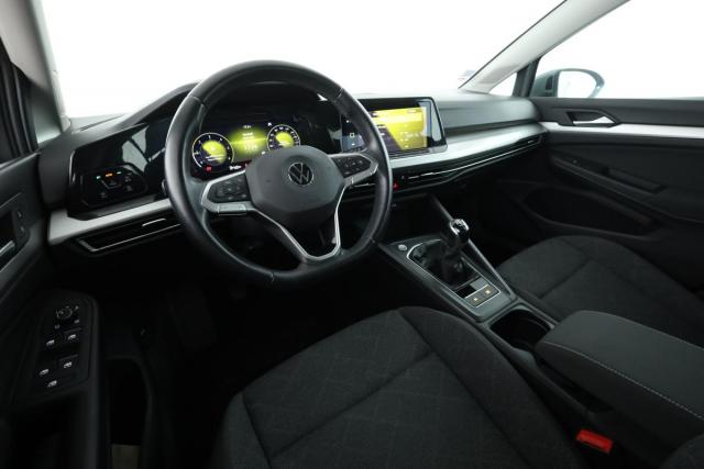 Volkswagen Golf image 8