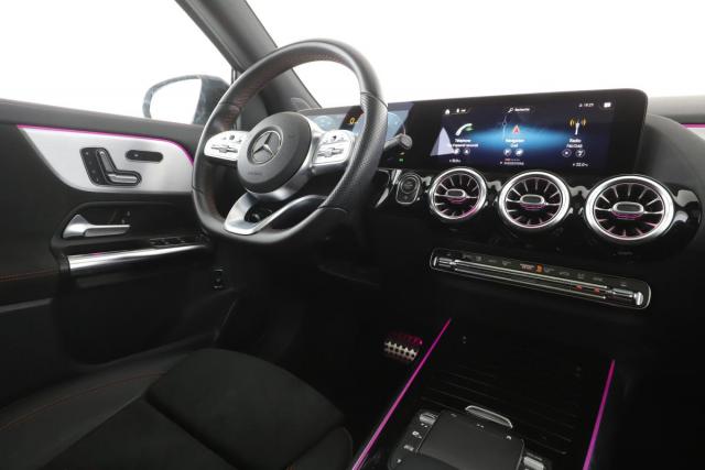 Mercedes Benz Gla image 9