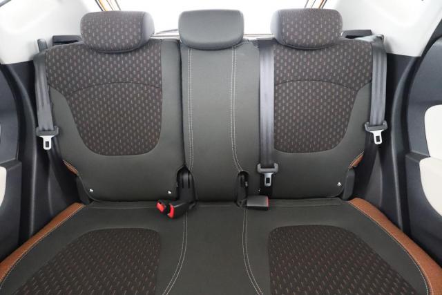Renault Captur image 1