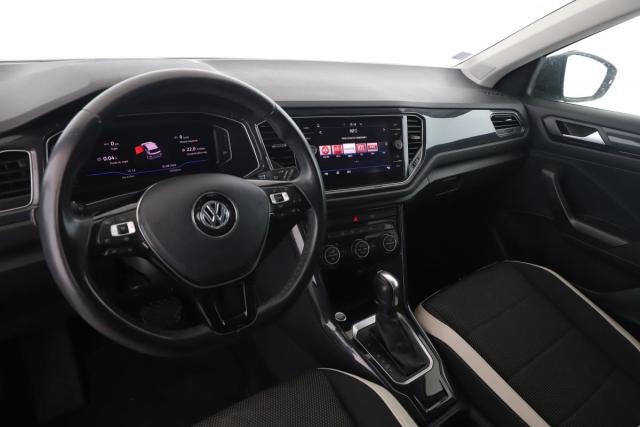 Volkswagen T-Roc image 8