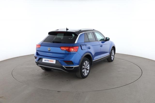 Volkswagen T-Roc image 9