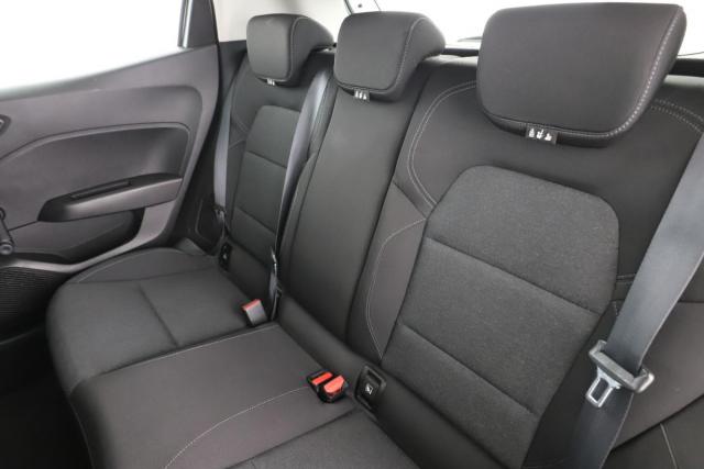 Renault Clio image 9