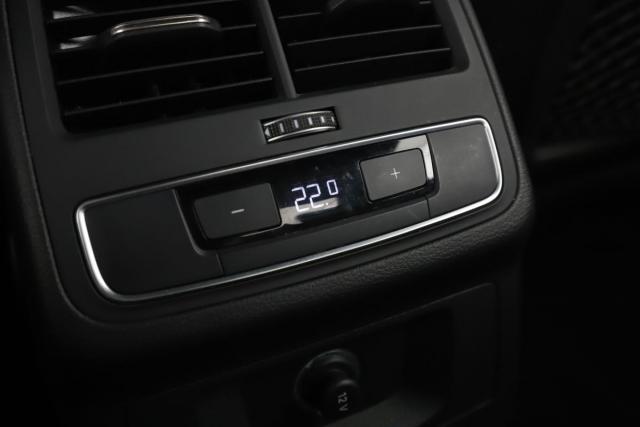 Audi A4 image 6