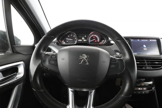 Peugeot 2008 image 5