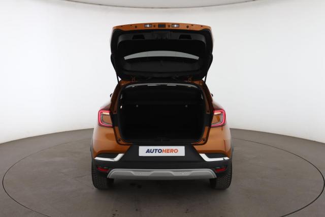 Renault Captur image 2