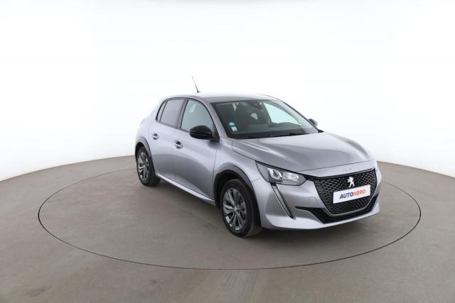 Peugeot 208 image 6