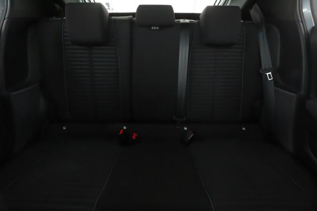 Peugeot 208 image 2