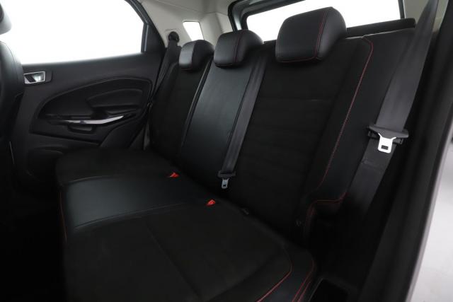Ford Ecosport image 8