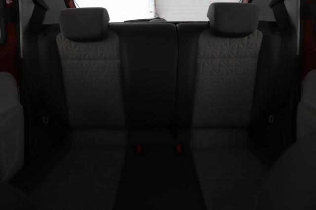 Volkswagen Up! image 6
