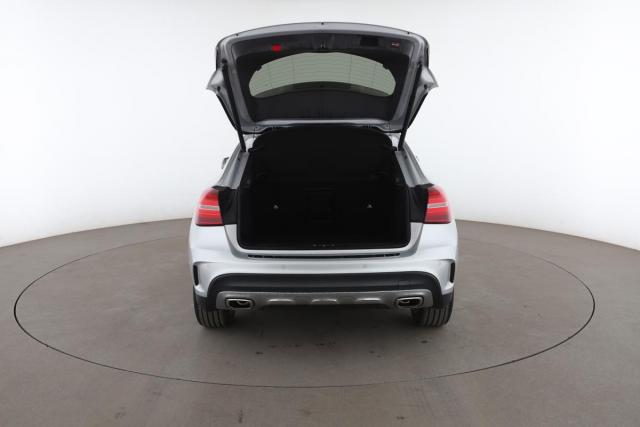 Mercedes Benz Gla image 7