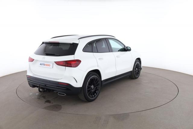 Mercedes Benz Gla image 8