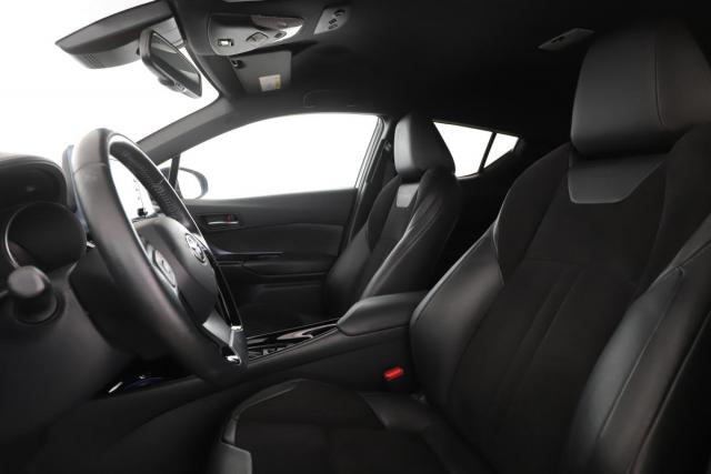 Toyota C-Hr image 5