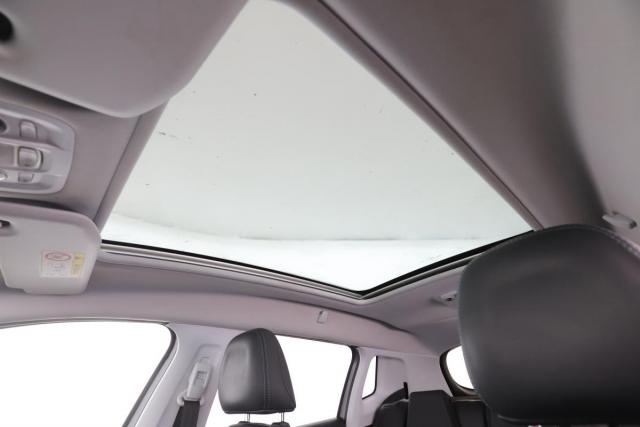Peugeot 2008 image 6