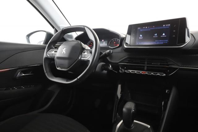 Peugeot 208 image 9