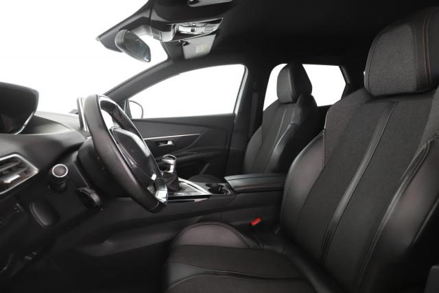 Peugeot 3008 image 3