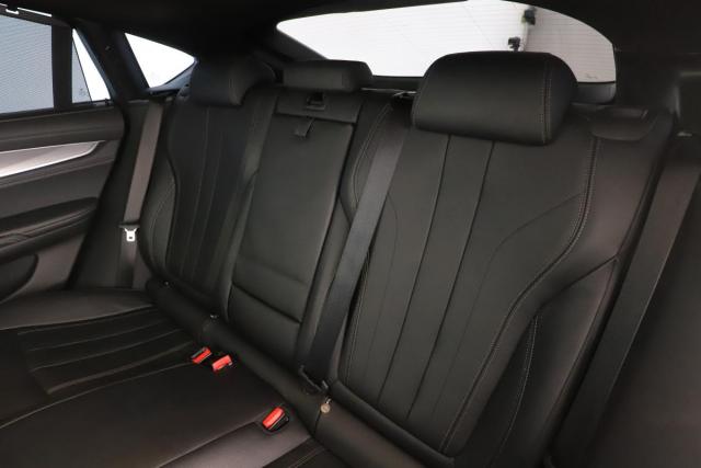 Bmw X6 image 9