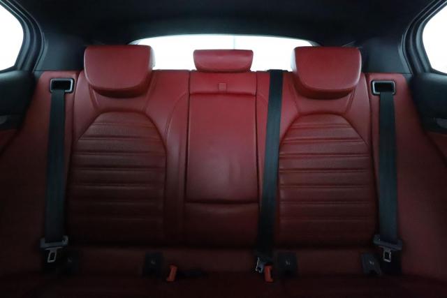 Alfa Romeo Stelvio image 6