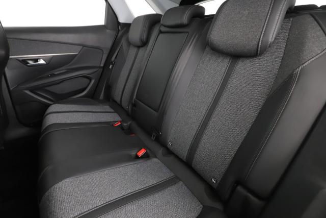 Peugeot 3008 image 6
