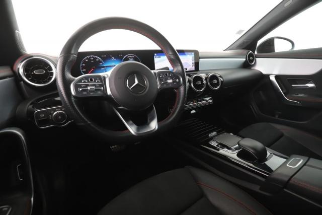Mercedes Benz Cla Shooting Brake image 9