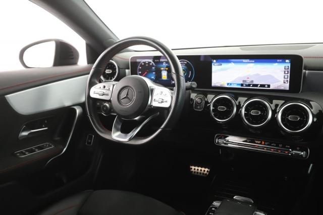 Mercedes Benz Cla Shooting Brake image 3