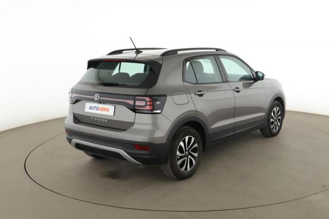 Volkswagen T-Cross image 3