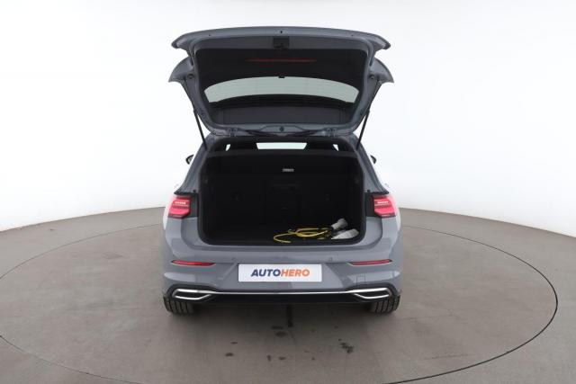 Volkswagen Golf image 7