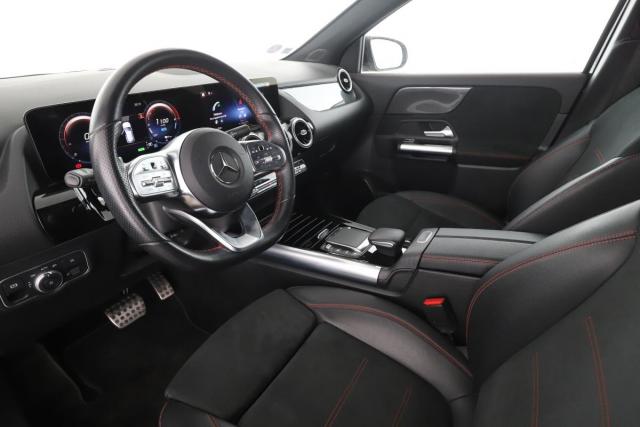 Mercedes Benz Gla image 8