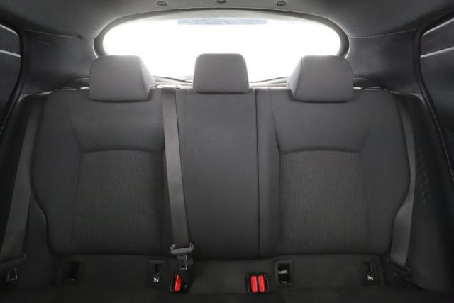 Toyota C-Hr image 4