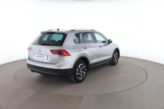 Volkswagen Tiguan image 9