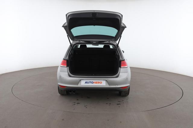 Volkswagen Golf image 1