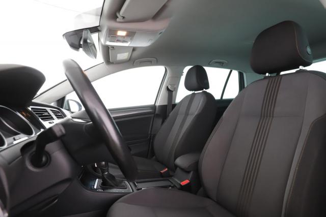 Volkswagen Golf image 2