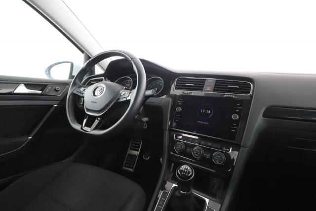 Volkswagen Golf image 7