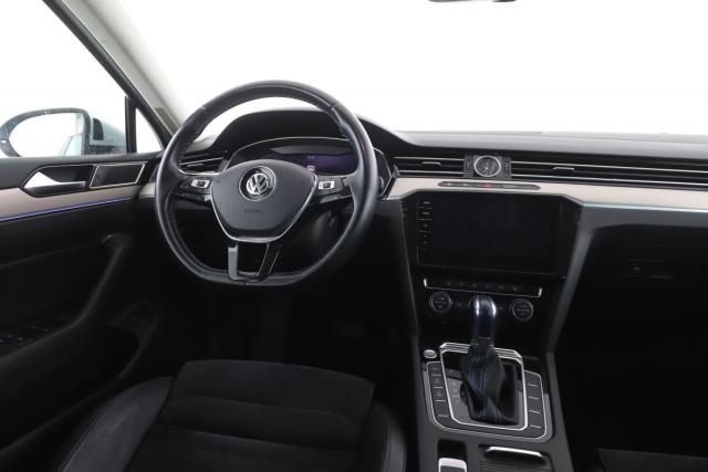 Volkswagen Passat Sw image 4