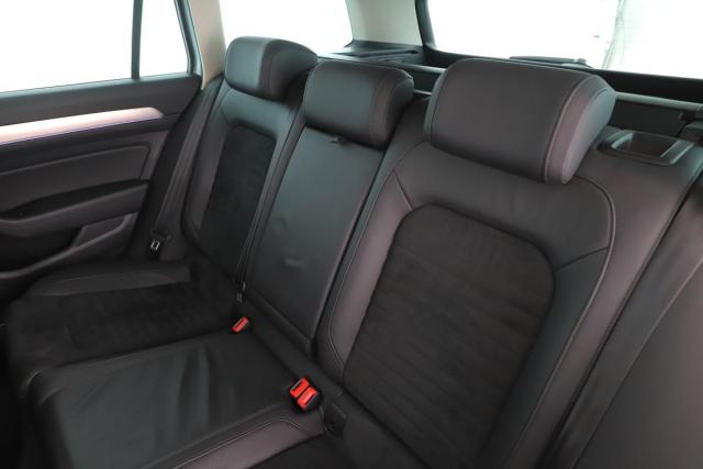 Volkswagen Passat Sw image 2