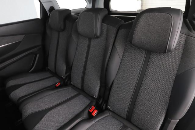 Peugeot 5008 image 5
