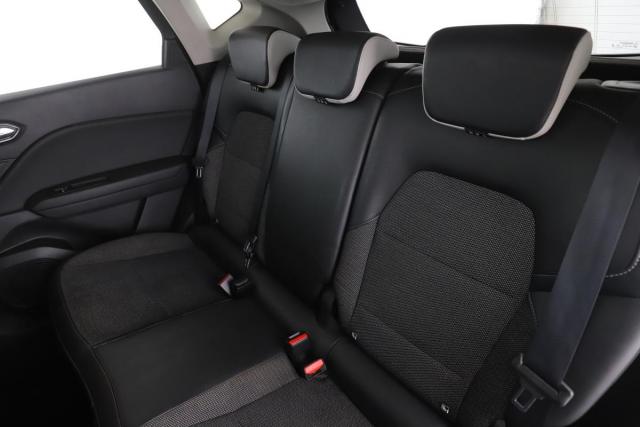 Renault Captur image 6